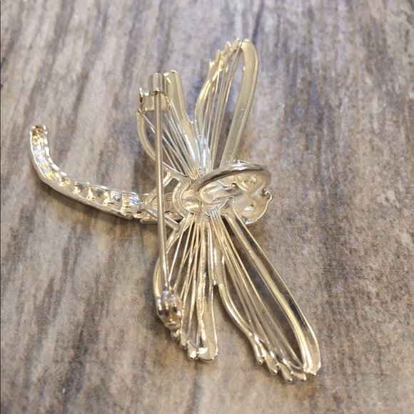 Silver Dragonfly enhancer/ pin - Picture 3 of 3